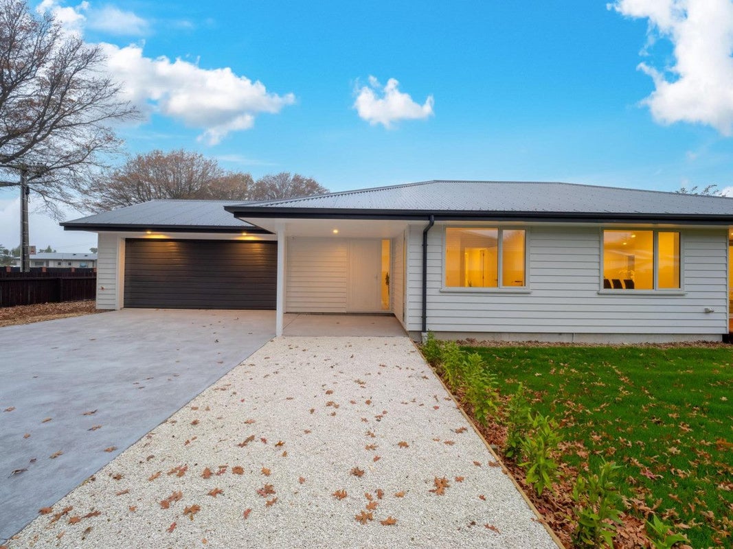 31 Emmett Street, Shirley, Christchurch - Carousel 2