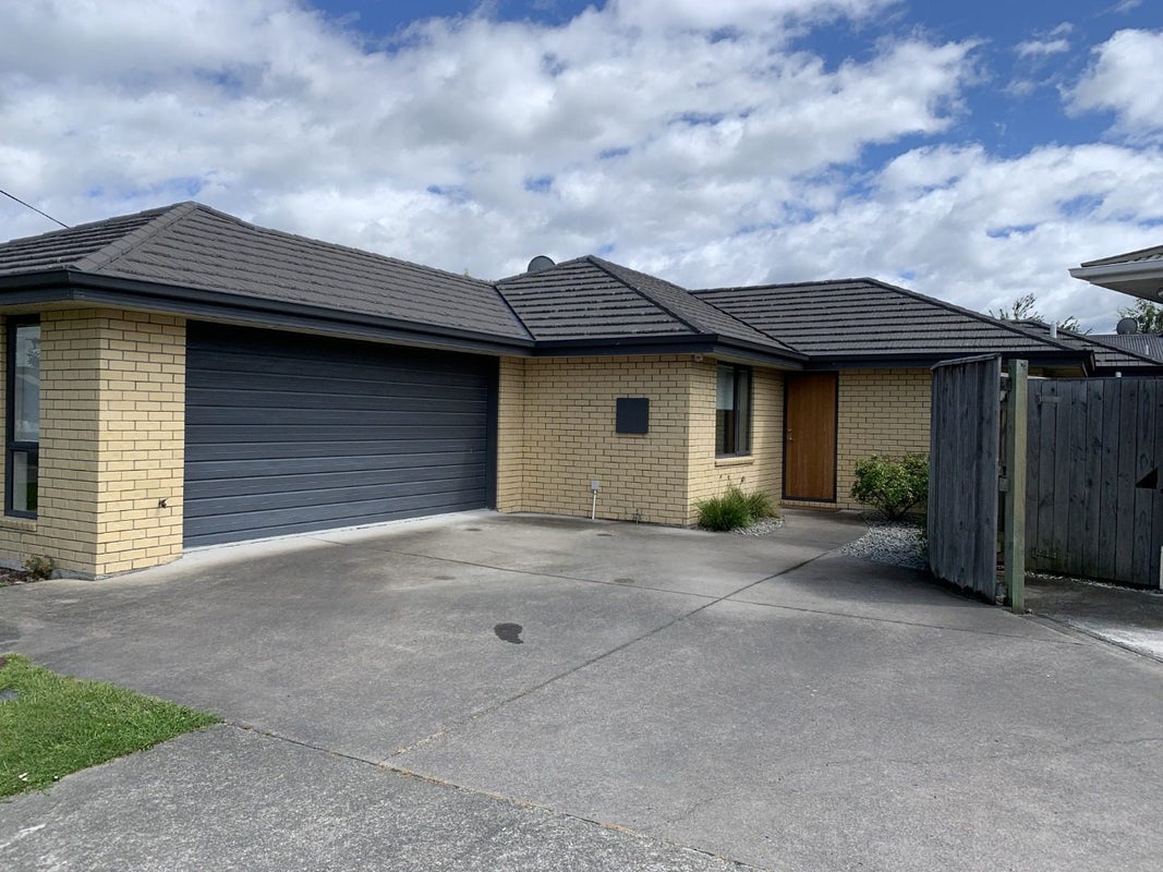 2 Mccallum Street, Springlands, Blenheim - Carousel 1