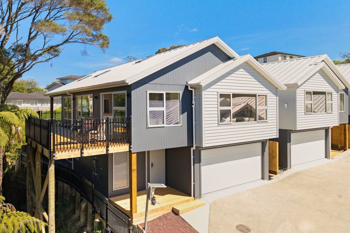 41C Chamberlain Road, Massey, Waitakere City, Auckland - Carousel 2
