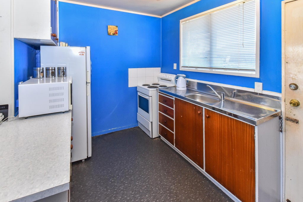 243 St George Street, Papatoetoe, Auckland - Carousel 2