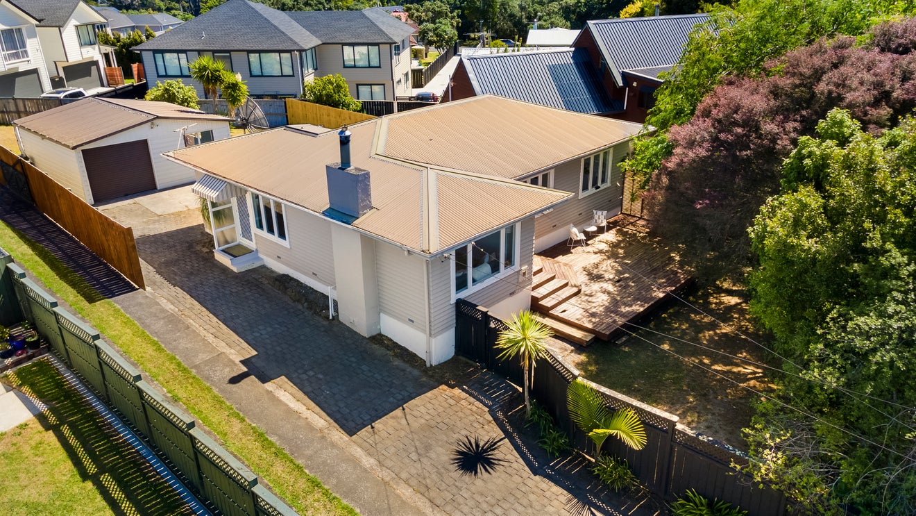 16 Armagh Road, Blockhouse Bay, Auckland - Carousel 2