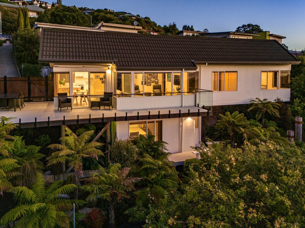 5A Orakei Street, Tahunanui, Nelson - Carousel 1