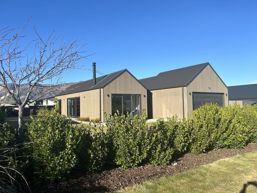 4 Teal Place, Wanaka - Carousel 14