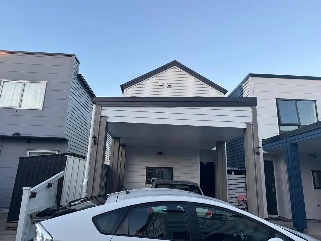 31 Kaha Road, Takanini, Auckland - Carousel 2