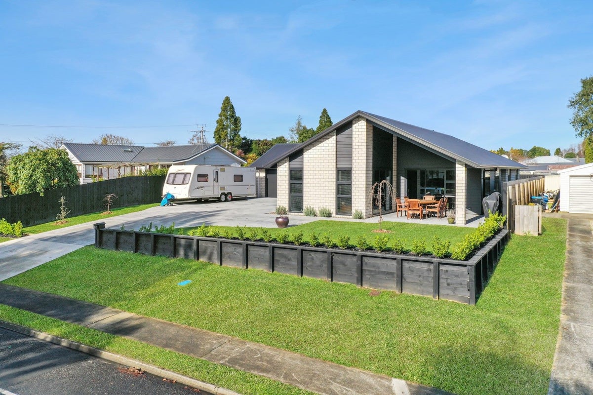 47 Herbert Street, Kihikihi, Te Awamutu - Carousel 2