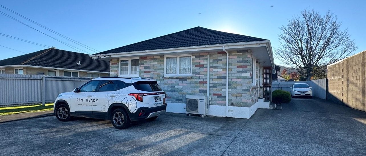 4/88 Ararino Street, Trentham, Upper Hutt - Carousel 1