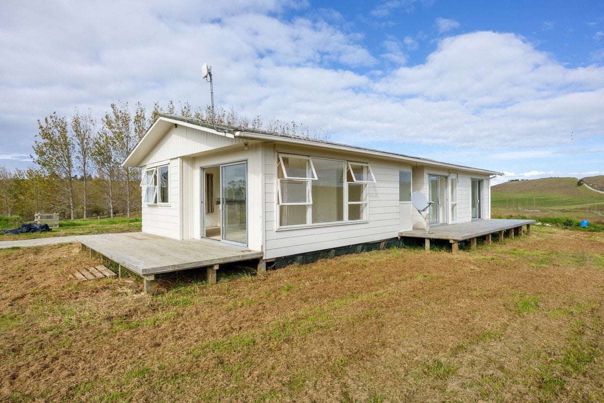 63 Nukuroa Road, Oruawharo, Wellsford - Carousel 1