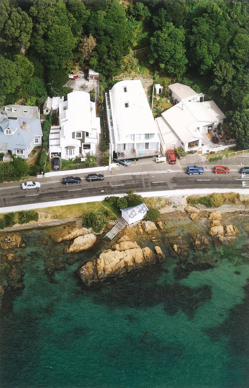 491A Karaka Bay Road, Karaka Bays, Wellington - Carousel 2