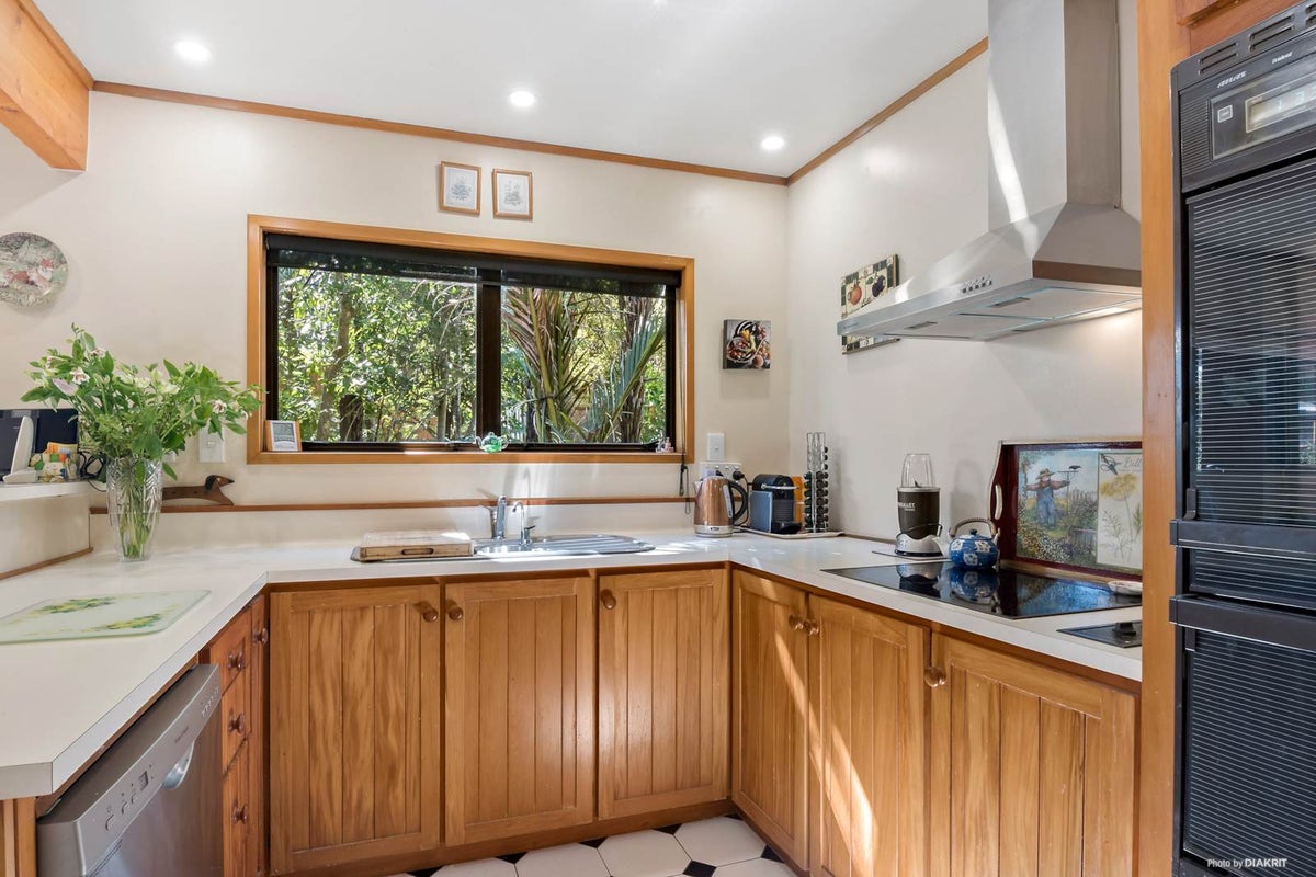 4/16 Mahara Avenue, Birkenhead, North Shore City - Carousel 2