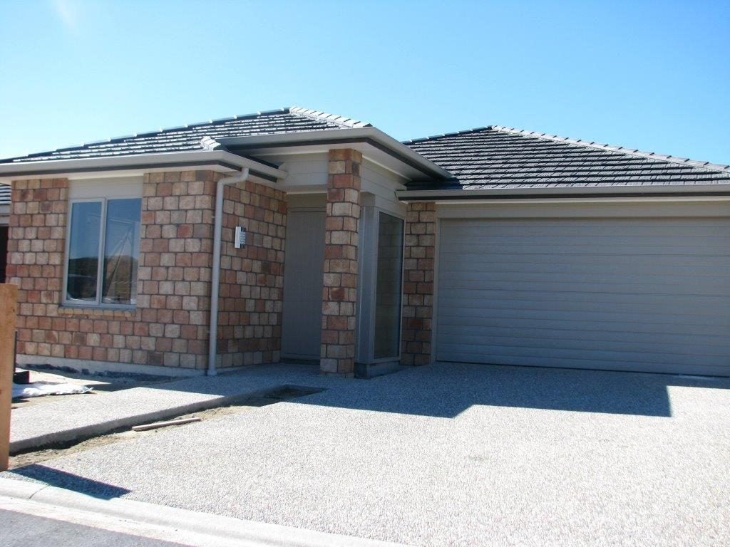 21 Scoria Close, Pyes Pa, Tauranga - Carousel 1