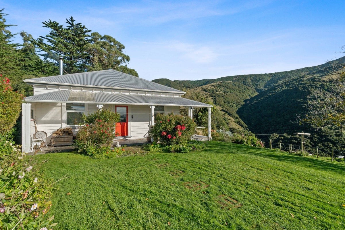 429 Hickory Bay Road, Hickory Bay - Carousel 2