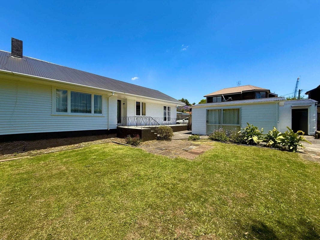31A Abbotts Way, Remuera, Auckland - Carousel 1