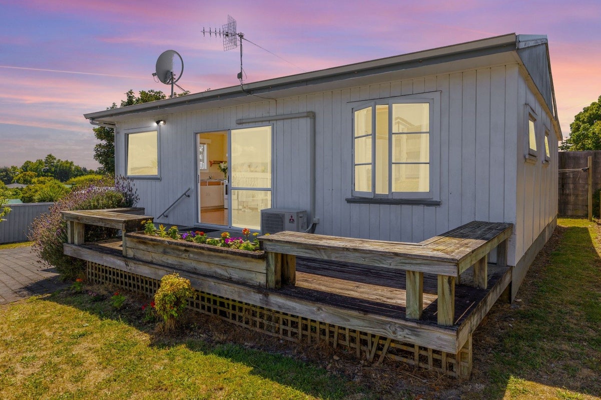 38 Puriri Street, Hilltop, Taupo - Carousel 1