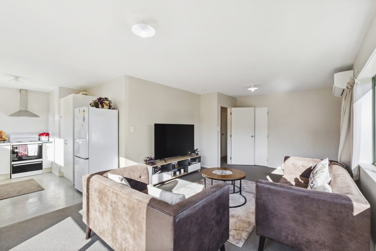 25 St Leonards Road, Devonport, Auckland - Carousel 2