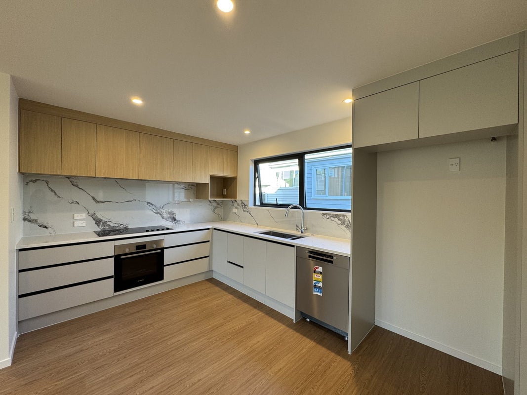 5/20 William Souter Street, Forrest Hill, Auckland - Carousel 2
