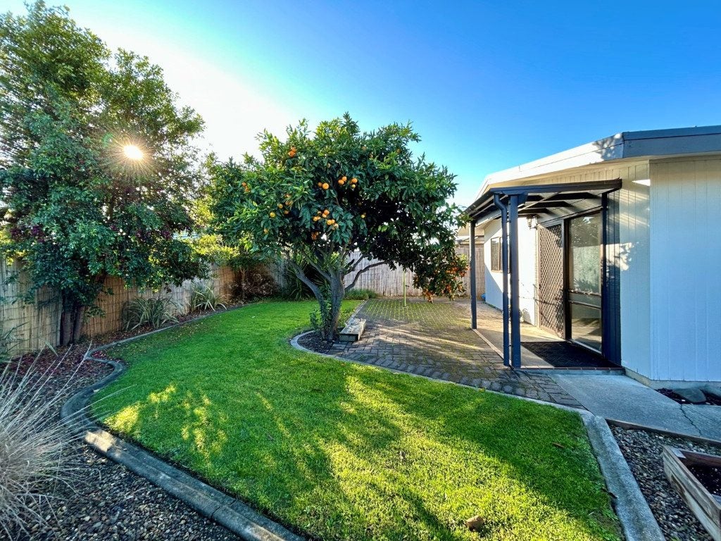 42 Glamorgan Avenue, Tamatea, Napier - Carousel 10