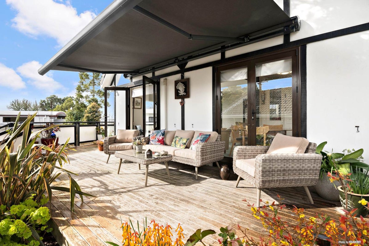 1/148 Arran Road, Browns Bay, Auckland - Carousel 2