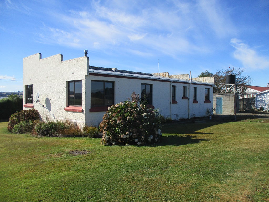 30 Manse Street, Clydevale - Carousel 23