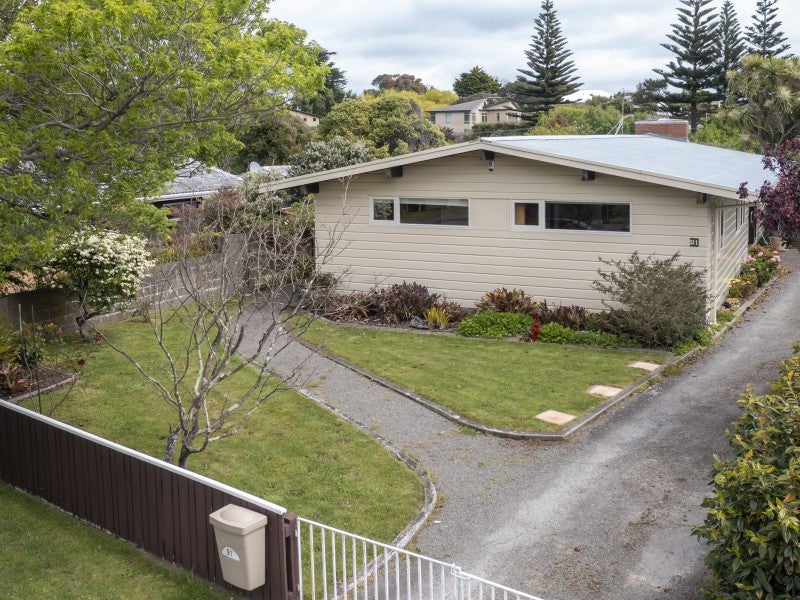 91 Alexander Road, Raumati Beach, Paraparaumu - Carousel 1