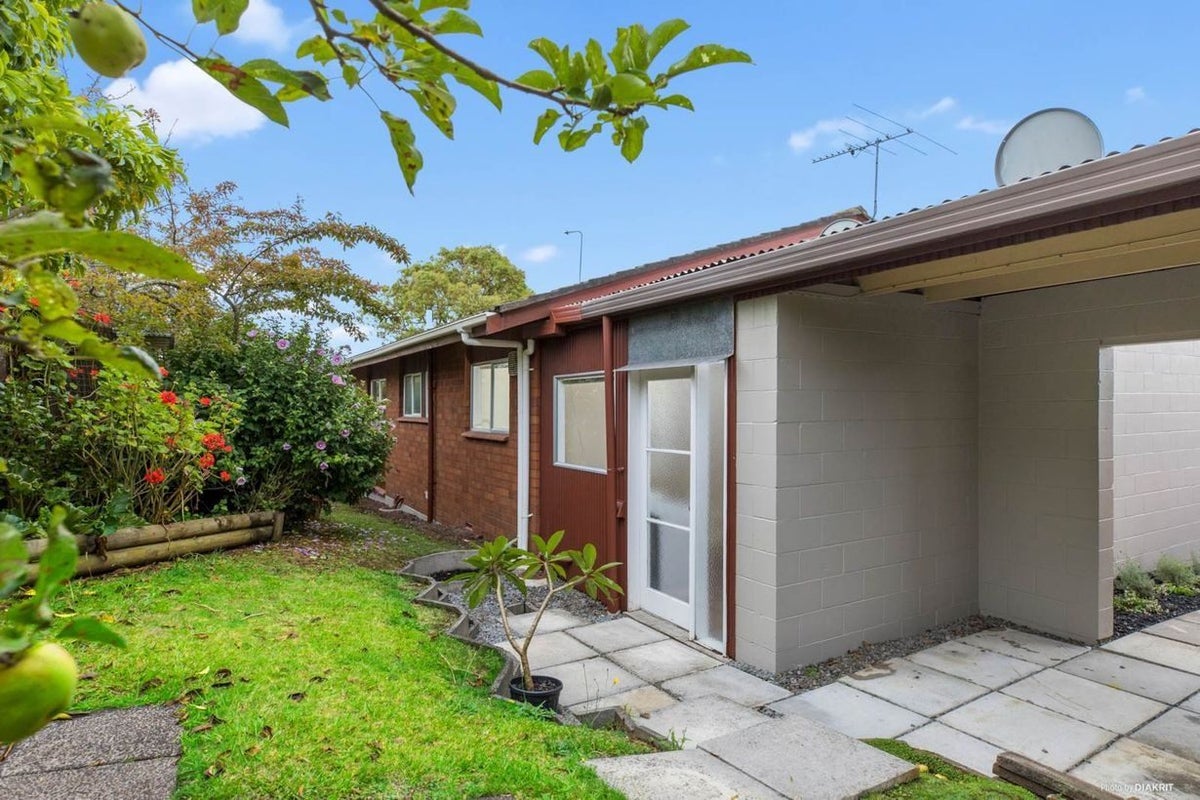 3/105 Olsen Avenue, Hillsborough, Auckland - Carousel 14