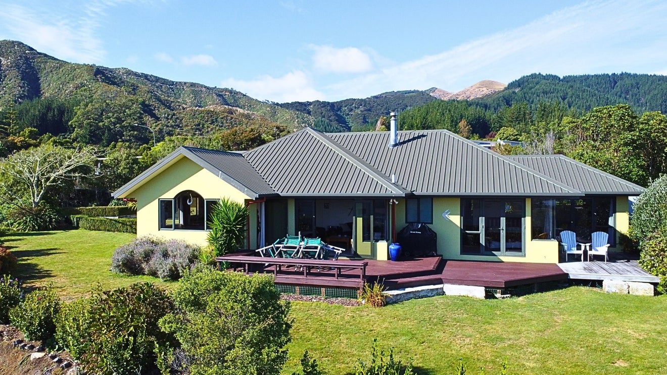 28 Nyhane Drive, Takaka, Tasman, Nelson / Tasman - Carousel 1