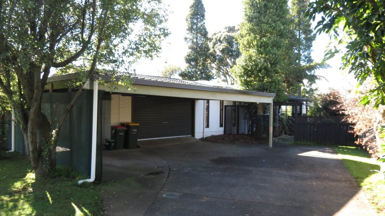 21 Hazeldene Place, Opaheke, Papakura - Carousel 19