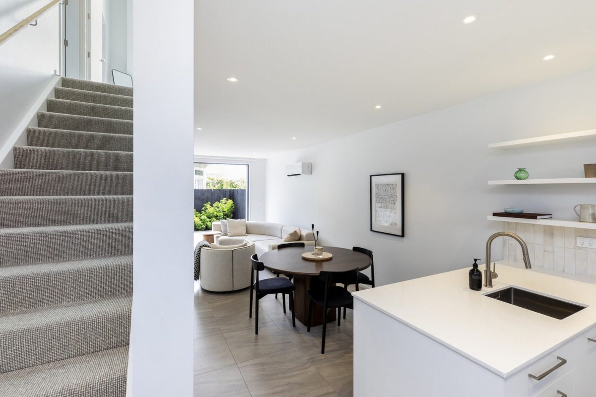 202B Edgeware Road, Edgeware, Christchurch - Carousel 2