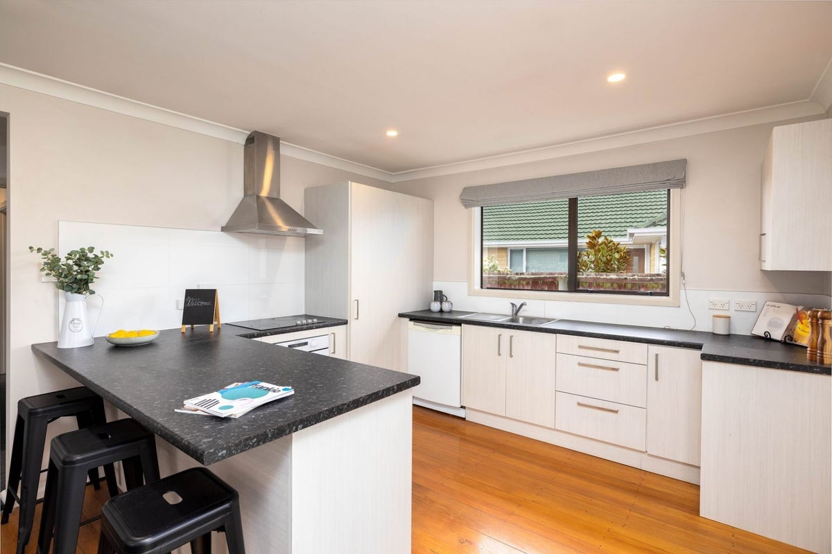 60 Niven Street, Avondale, Christchurch - Carousel 2