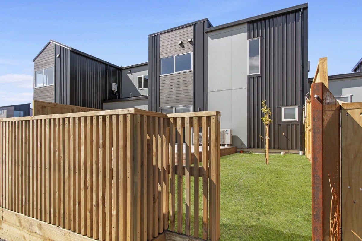 4 Selkirk Lane, Hamilton Lake, Hamilton - Carousel 20