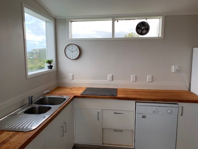 34 Grove Road, Kelburn, Wellington - Carousel 2