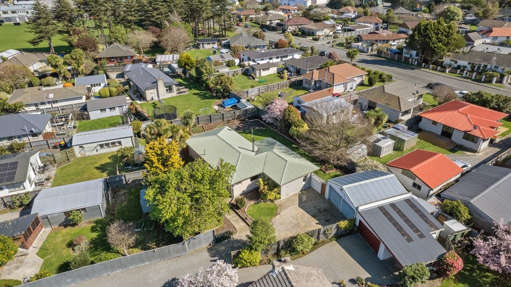 12 Roswell Place, Islington, Christchurch - Carousel 15