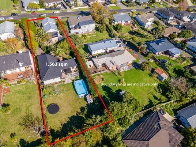 19A Gibraltar Street, Howick, Auckland - Carousel 1