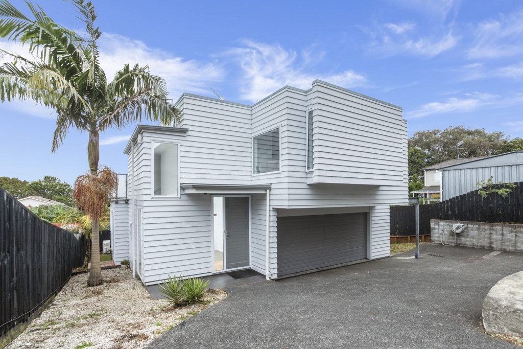 105A Paihia Road, One Tree Hill, Auckland - Carousel 1