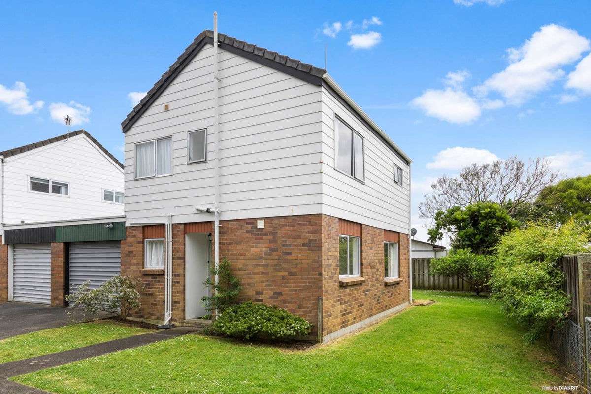 3/106 Celtic Crescent, Ellerslie, Auckland - Carousel 1