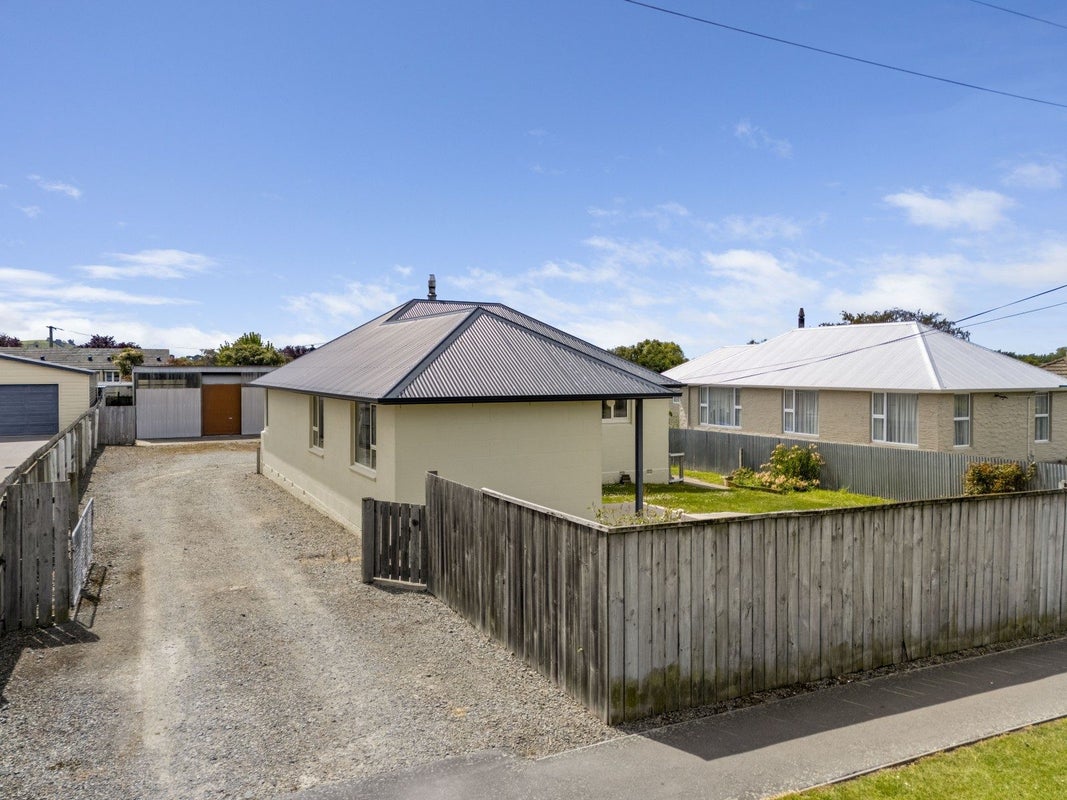 28 Arundel Street, Oamaru North, Oamaru - Carousel 18