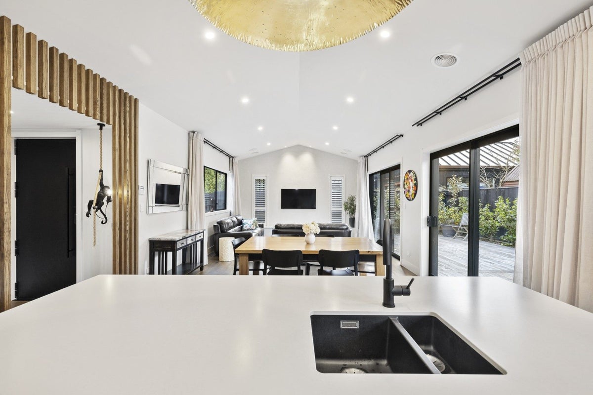 41A Te Awe Awe Street, Hokowhitu, Palmerston North - Carousel 2
