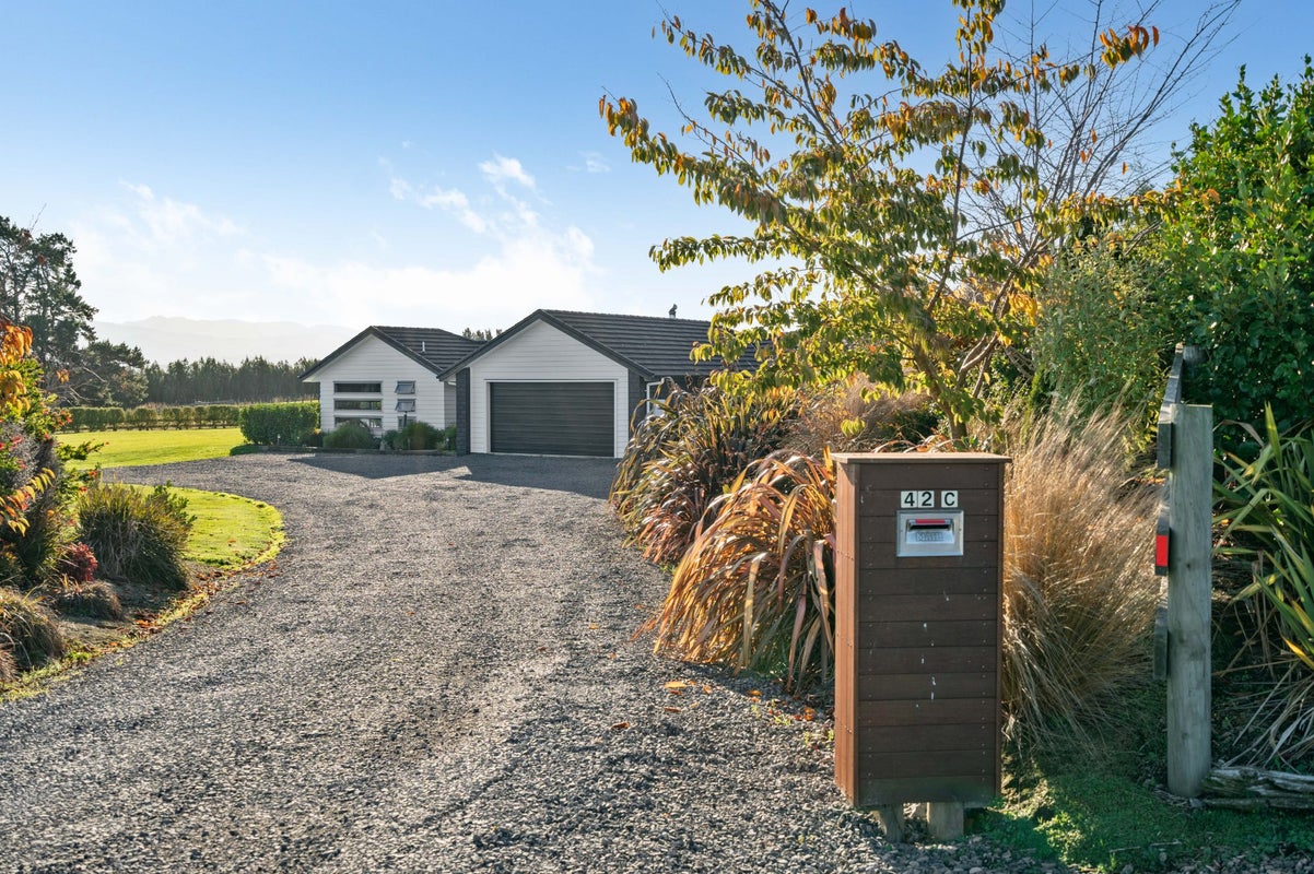 42C Ardsley Lane, Lansdowne, Masterton - Carousel 24