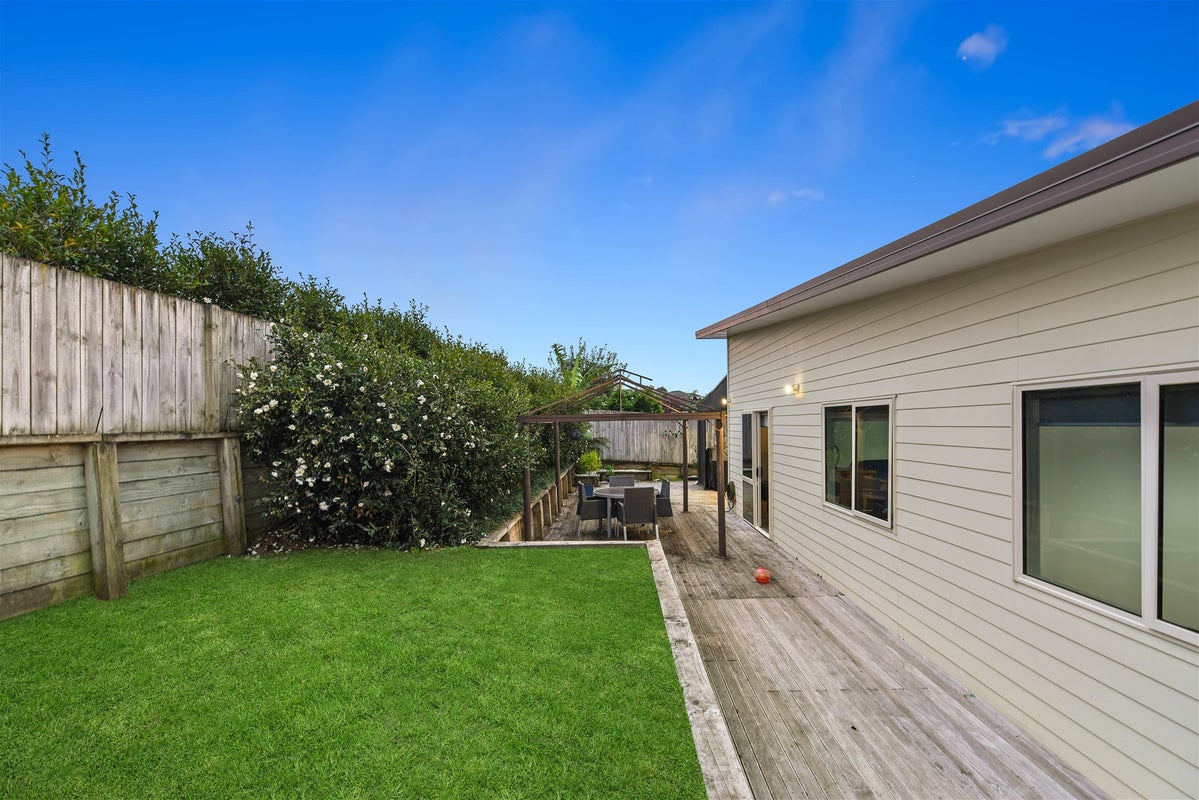 6 Edward Street, Grandview Heights, Hamilton - Carousel 16