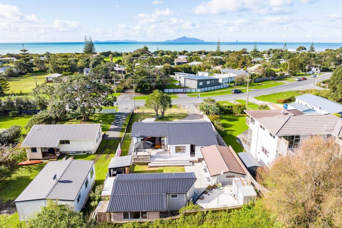 836 Cove Road, Waipu, Waipu - Carousel 2