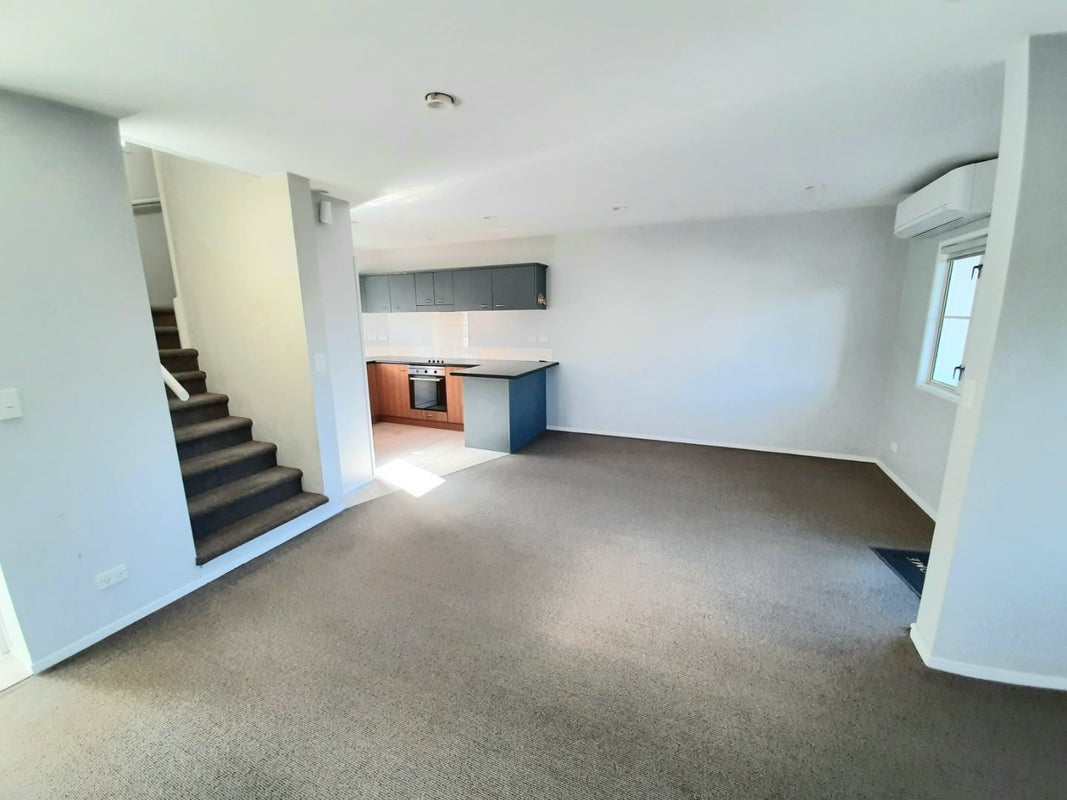 15 Winery Way, Henderson, Auckland - Carousel 2