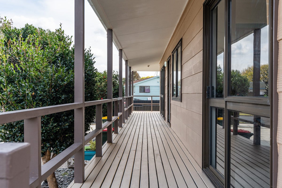 15 Aintree Street, Nawton, Hamilton - Carousel 2