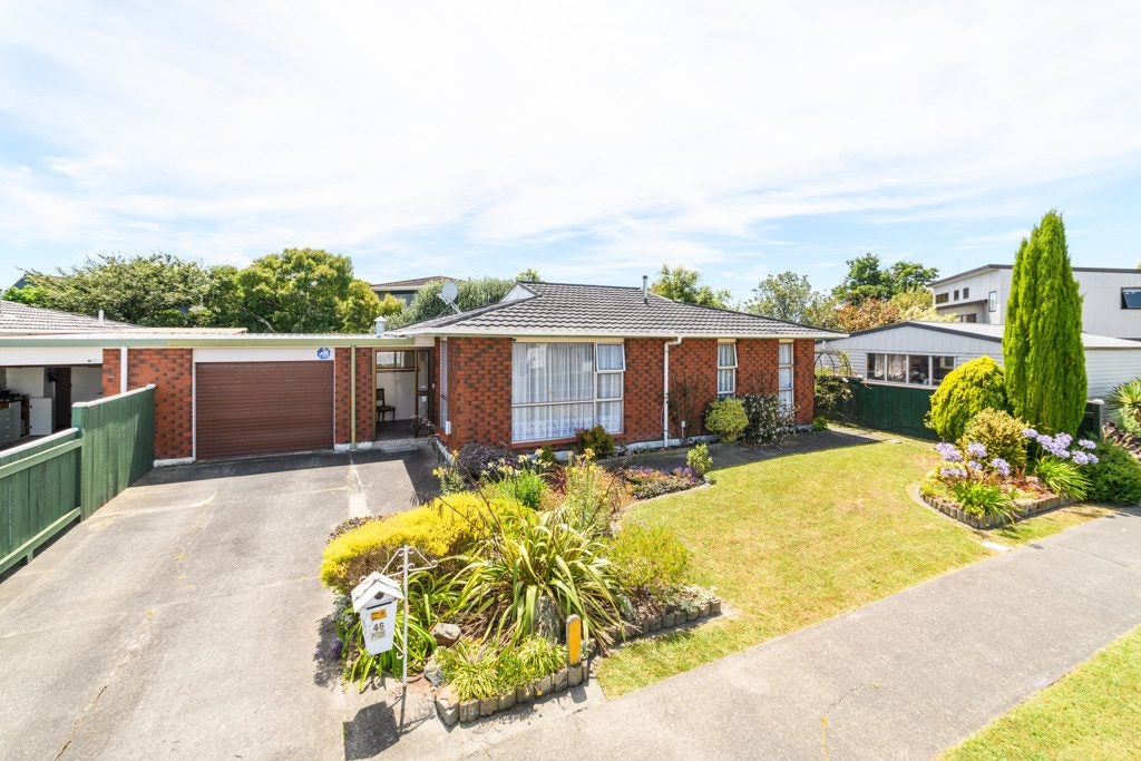 46 Rennie Avenue, Milson, Palmerston North - Carousel 2