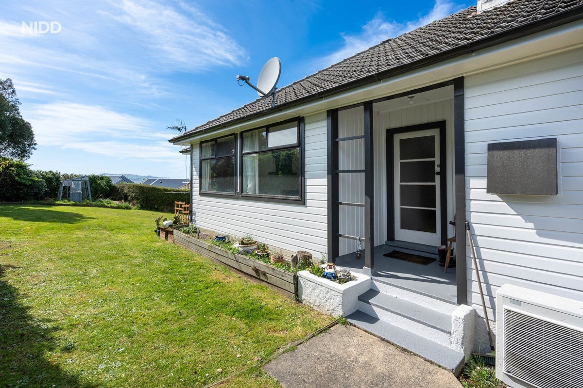 63 Columba Avenue, Calton Hill, Dunedin - Carousel 2