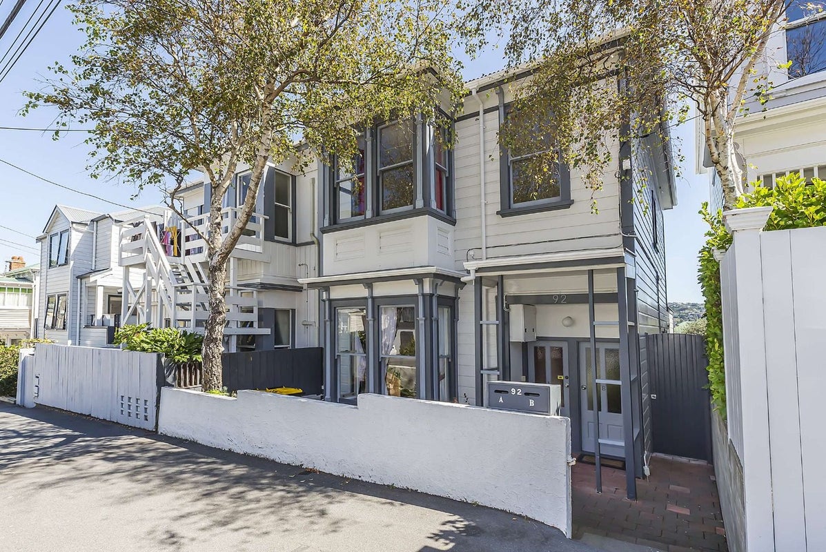 92 Austin Street, Mount Victoria, Wellington - Carousel 1