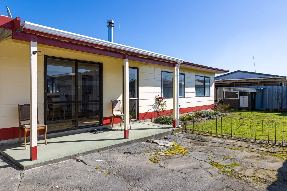 11B Tarbet Street, Flaxmere, Hastings - Carousel 2