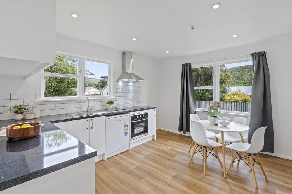 21 Parenga Street, Wainuiomata, Lower Hutt - Carousel 2