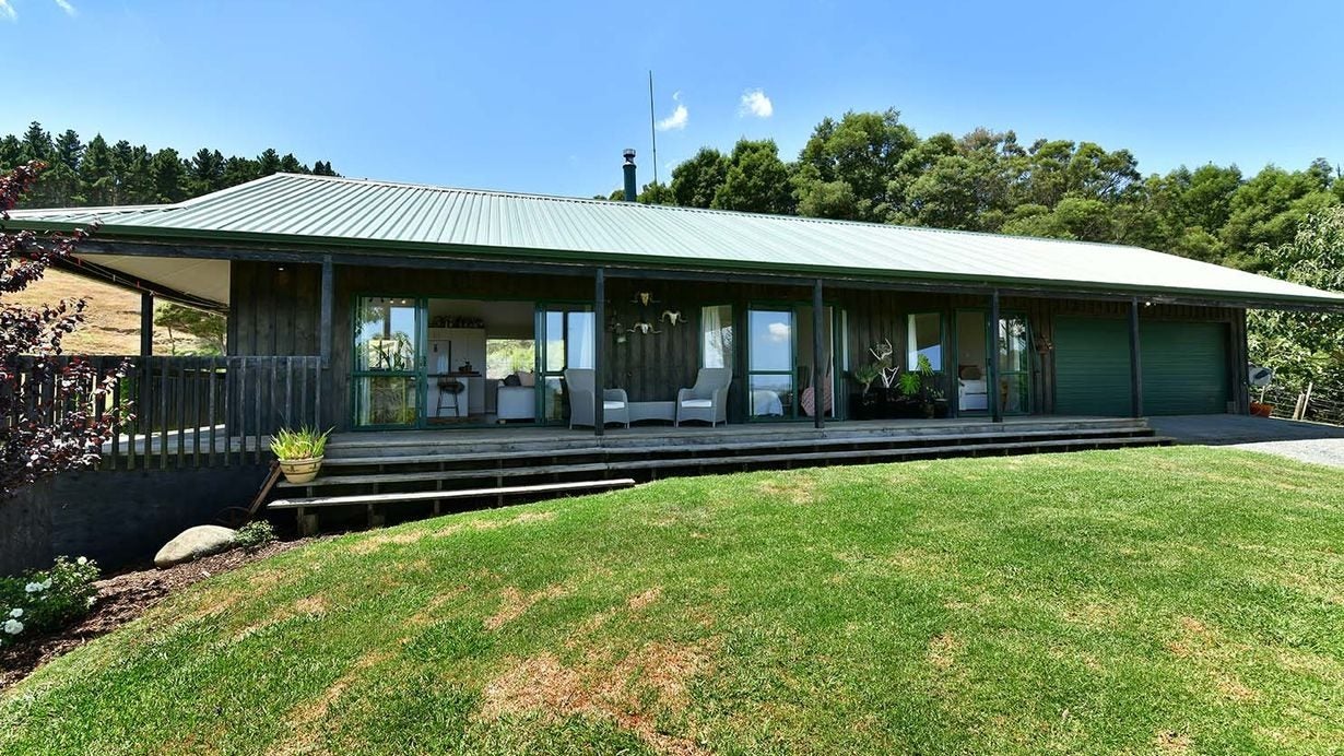 2298 Kaipara Coast Highway, Makarau, Warkworth - Carousel 1