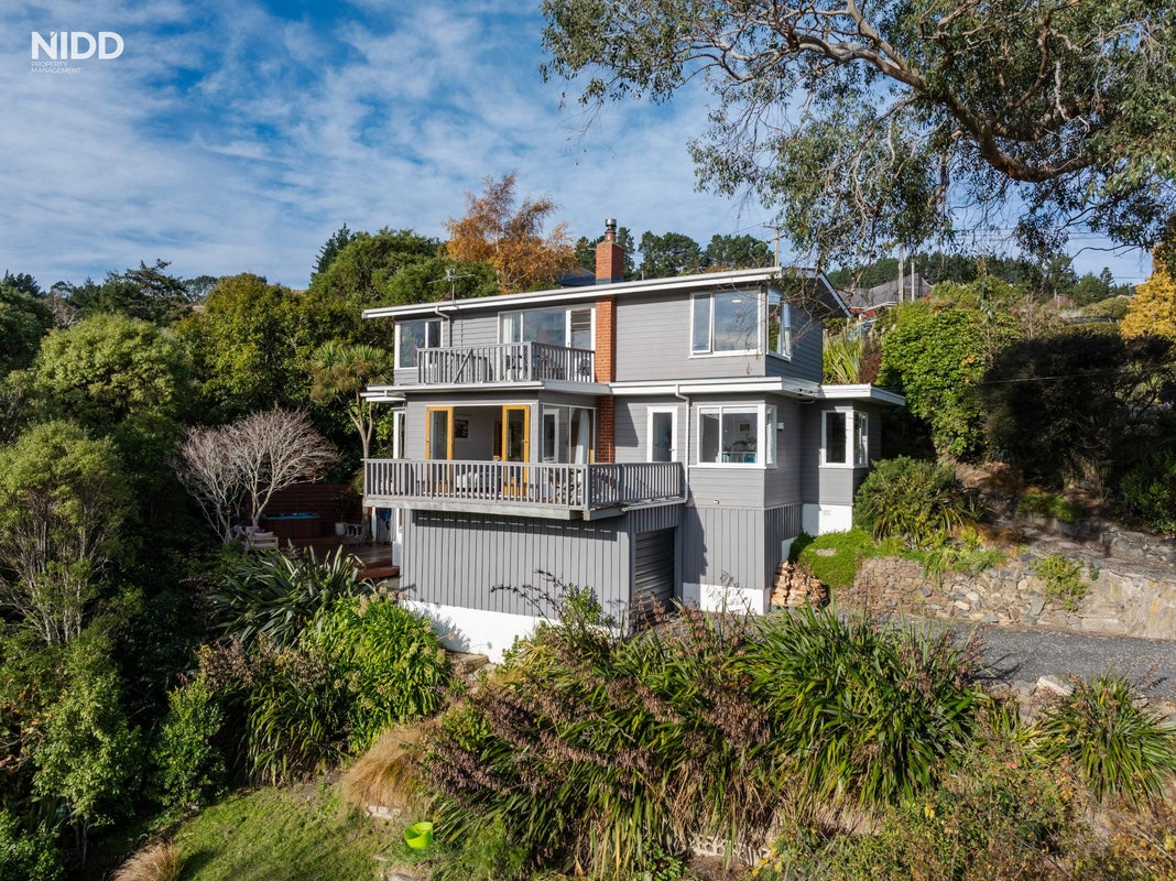19 Gorman Street, Macandrew Bay, Dunedin - Carousel 2