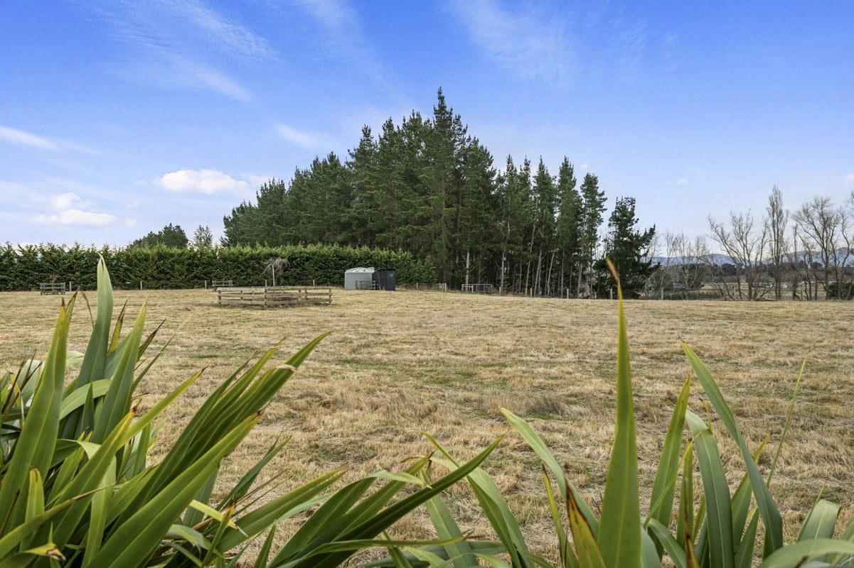 1175 Oxford Road, Cust, Rangiora - Carousel 33