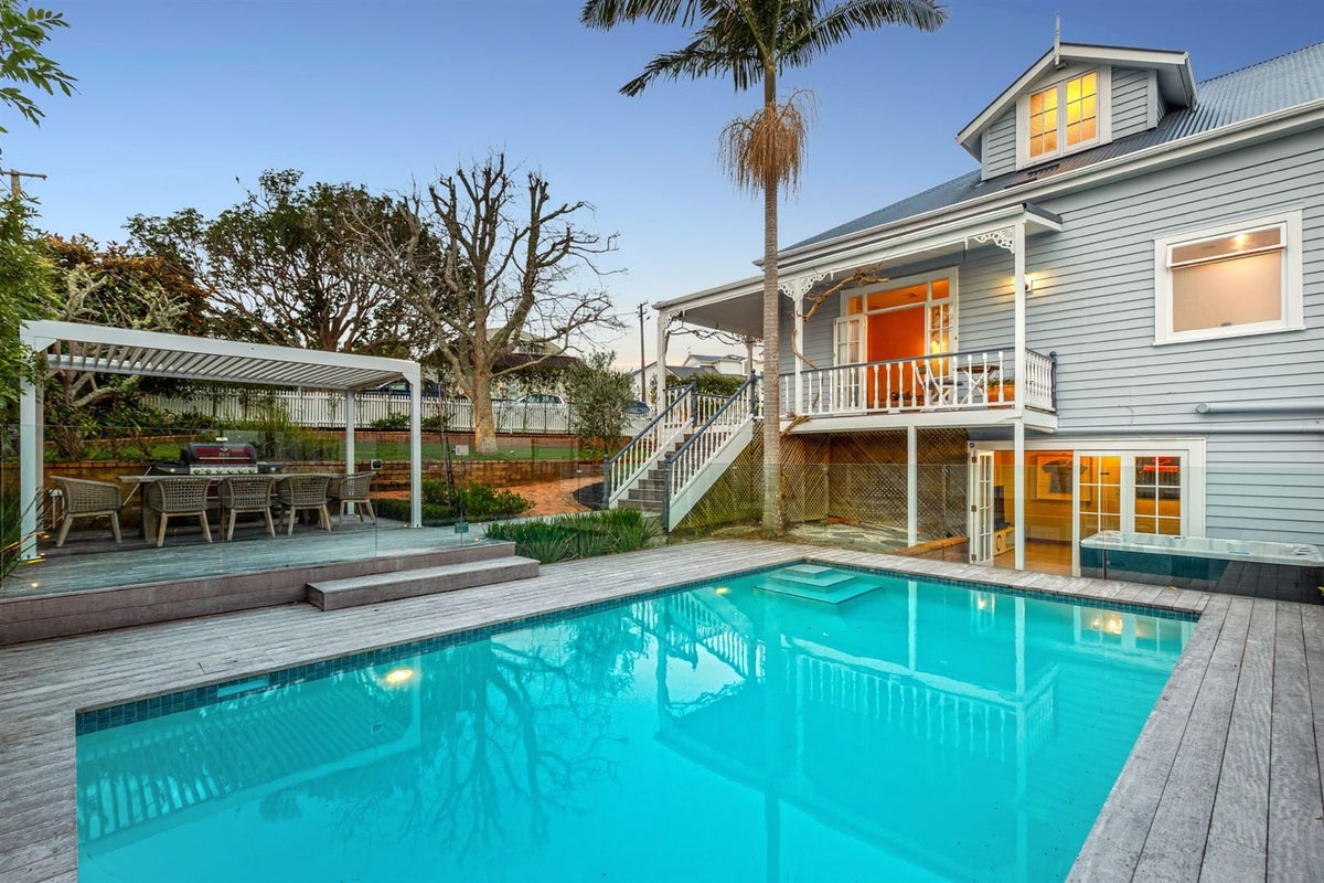 1/12 Mariposa Crescent, Birkenhead, Auckland - Carousel 2